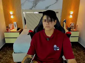 KAROLLJONES1 from stripchat