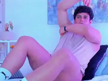 Stripchat Watch Live Sex Cams of arminjones1