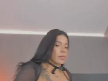 Stripchat Adult Webcam of emelie_89