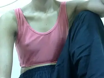 Stripchat Free Live Porn of Anu_tiny