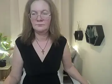 Stripchat Free Porn Cam of HolyMilfa