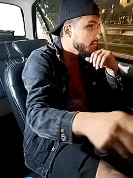 Stripchat Free Live Porn of mosmar_20