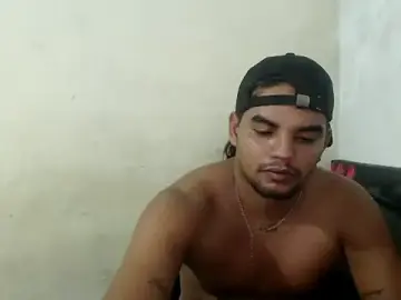 Stripchat Live Sex of Daniel_2733
