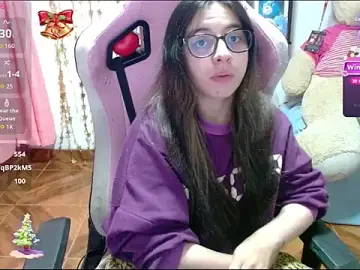 Stripchat Free Porn Cam of Maggie_Fox3