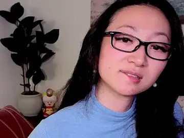 Stripchat Sex Cam of MySweetSofie