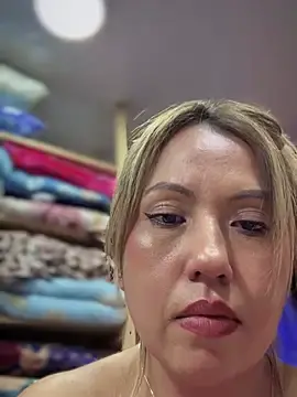 Stripchat Free Live Porn of VIOLETA-25_