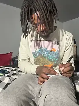 Stripchat Free Live Porn of MIGHTYDEMONXXX