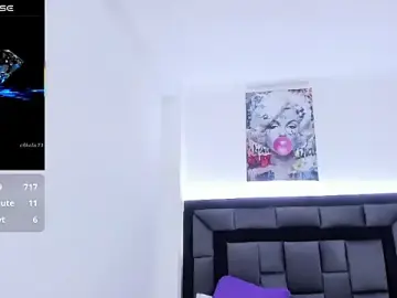 Stripchat Nude Webcam of candy_fox2