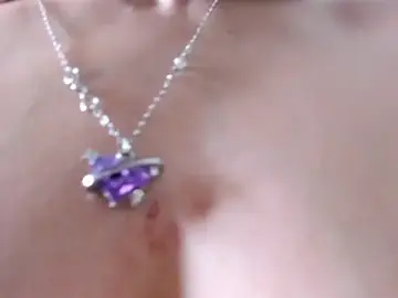 Stripchat Sex Cam of guadalupe21_