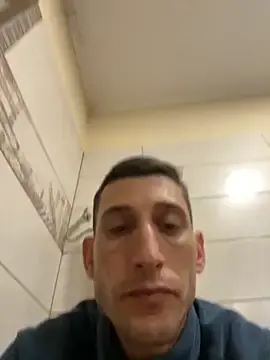 Stripchat Live Sex Cam of Gionnytav