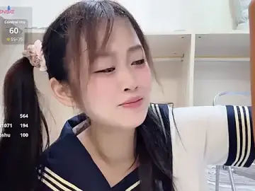 Stripchat Live Sex Cam of yueyue2003