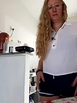 Stripchat Adult Video Chat of MILEIDE980