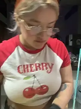 Sophia_Weest99 from stripchat