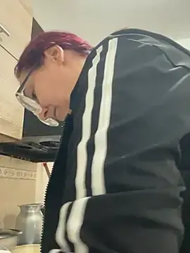 Stripchat Sex Cam of star_anastasia