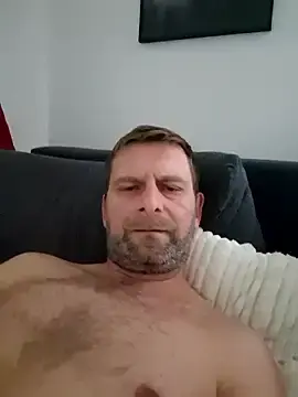 Stripchat Live Sex Cam of Mjn34