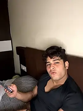 Stripchat Sex Cam of Vihaaanfucks