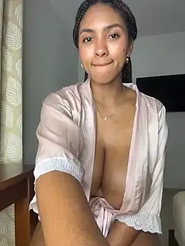 Stripchat Live Sex Cam of Mia_sweet80