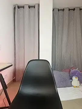 Stripchat Live Sex Cam of Mia_sweet80