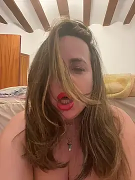 Stripchat Adult Video Chat of laarti