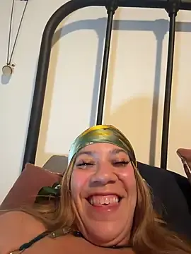 Stripchat Sex Cam of Bigbuttbrooklynn