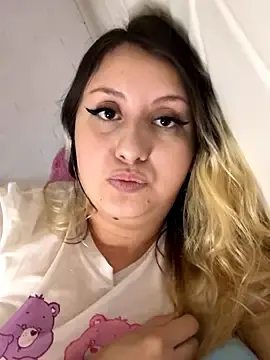 Stripchat Live Porn of NibiruNairobi69