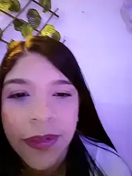 Stripchat Live Sex Cam of Layla-daring