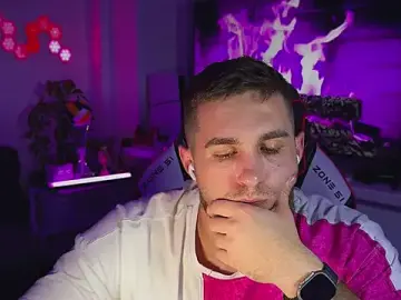 Stripchat Live Sex Cam of Sweeet__boy