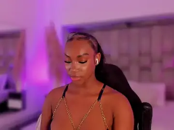 Stripchat Live Porn of ChaynnaCooper