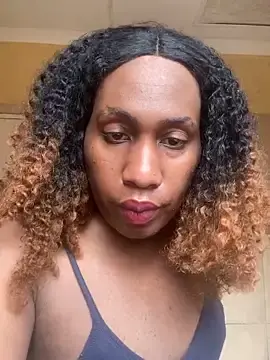 Stripchat Adult Webcam of Moorella1