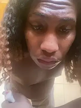 Stripchat Watch Live Sex Cams of Moorella1