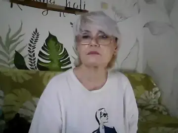 Catty_Lady from stripchat