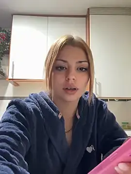 Stripchat Free Live Porn of Noeliagglow