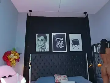 Stripchat Free Porn Cam of kitty_collins_