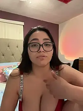 Stripchat Adult Webcam of MyHoneyFrida