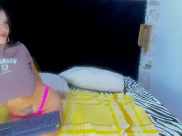 Stripchat Live Sex Cam of Megan-Horney-