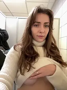 Stripchat Live Sex Cam of MariiD