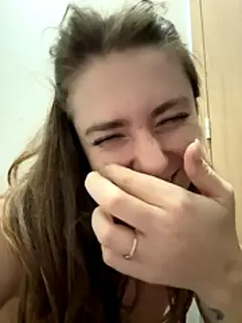 Stripchat Nude Webcam of MariiD