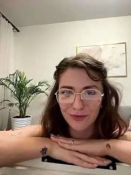 Stripchat Best Webcam of MariiD