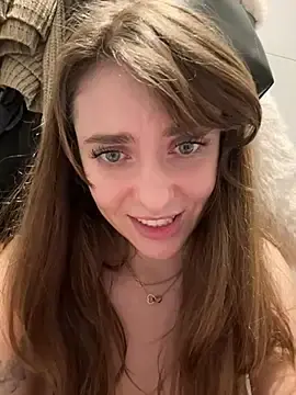 Stripchat Adult Webcam of MariiD