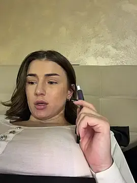 Stripchat Sex Cam of BabbyAisha