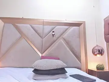 Stripchat Best live sex cam show of Megan_Siner