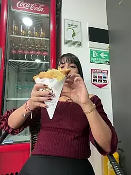 Stripchat Nude Webcam of NicolRoss_