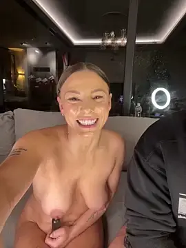 Stripchat Best Webcam of SexOnMyLvL