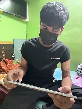 foxythebold from stripchat