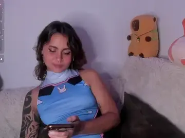 Stripchat Free Porn Cam of Violette-Ramirez01