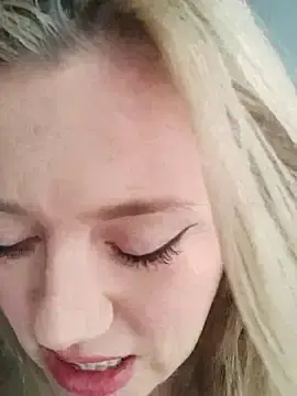 Stripchat Adult Video Chat of cameron_06