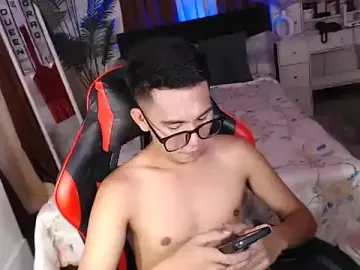 Stripchat Adult Video Chat of drinkmycumx