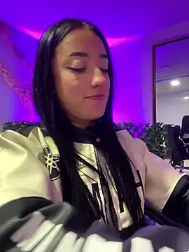 Stripchat Free Live Porn of Ady_18