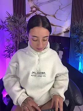 Stripchat Best live sex cam show of Ady_18