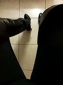 Stripchat Watch Live Sex Cams of bambolina_sexy1985